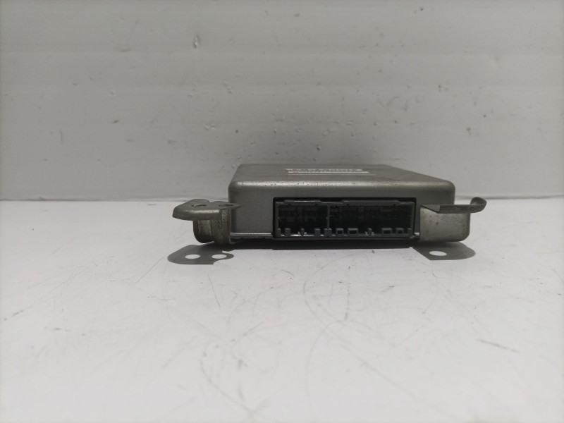 Recambio de centralita cambio automatico para lexus gs 300 jzs147 referencia OEM IAM 8963130080  0795000055