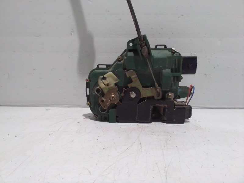 Recambio de cerradura puerta delantera izquierda para seat leon (1m1) 1.9 tdi referencia OEM IAM 117674103  
