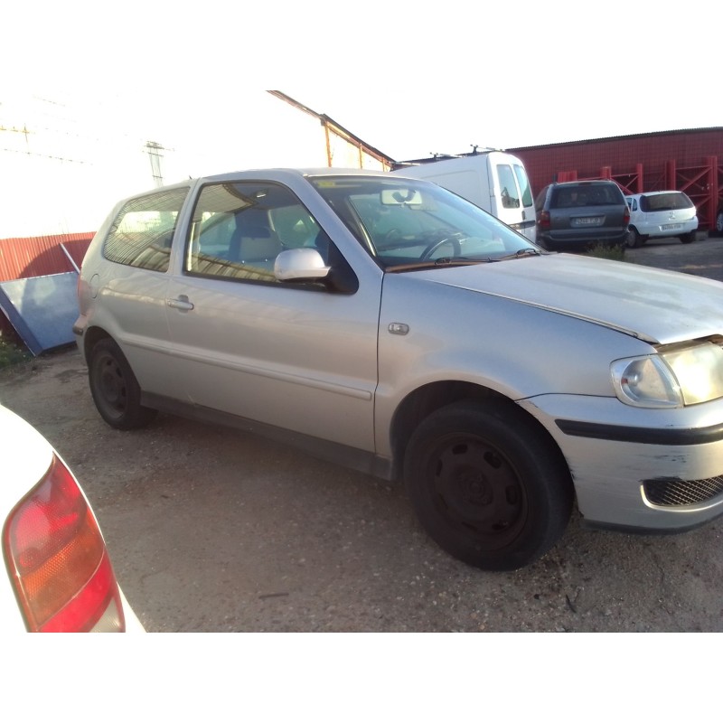 volkswagen polo berlina (6n2) del año 1999