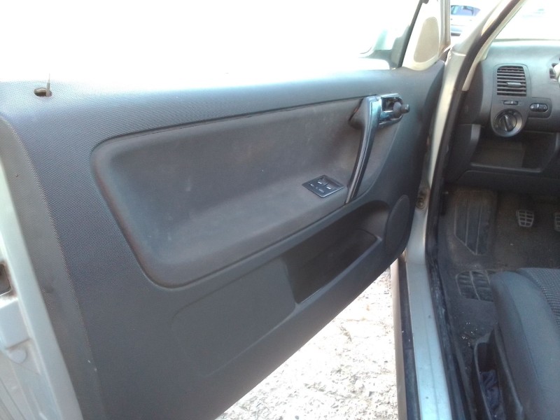 volkswagen polo berlina (6n2) del año 1999