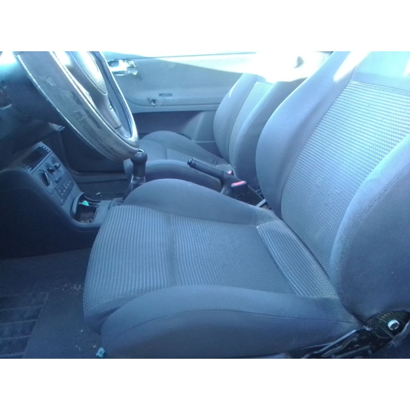 volkswagen polo berlina (6n2) del año 1999