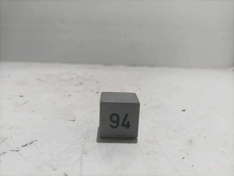 Recambio de rele para volkswagen new beetle (9c1/1c1) referencia OEM IAM 191906383B  