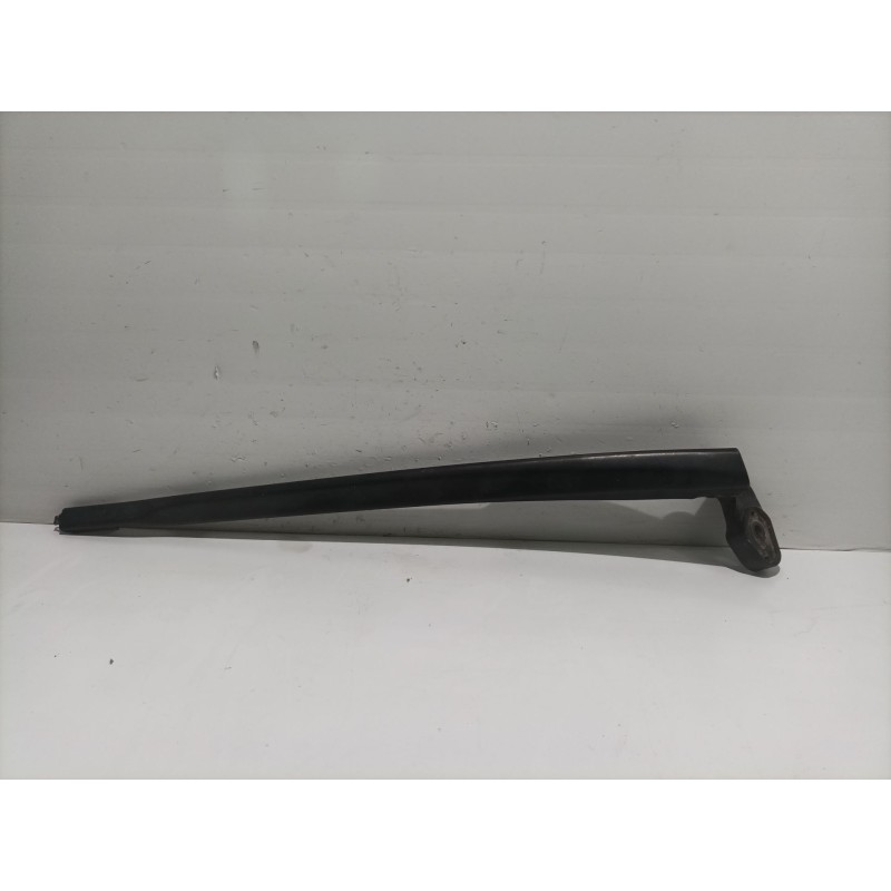 Recambio de brazo limpia delantero izquierdo para seat leon (1p1) 1.9 tdi referencia OEM IAM 1P0955409A  