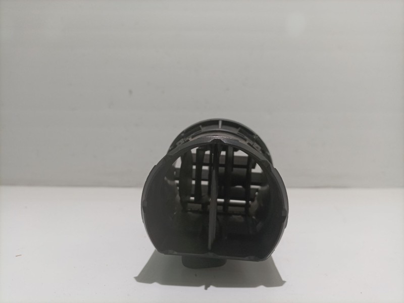 Recambio de rejilla aireadora para seat leon (1p1) 1.9 tdi referencia OEM IAM 5P0819203  