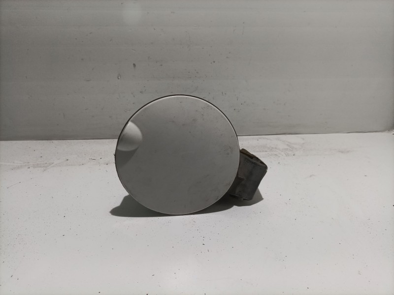 Recambio de tapa exterior combustible para seat leon (1p1) 1.9 tdi referencia OEM IAM 1K0010497C  