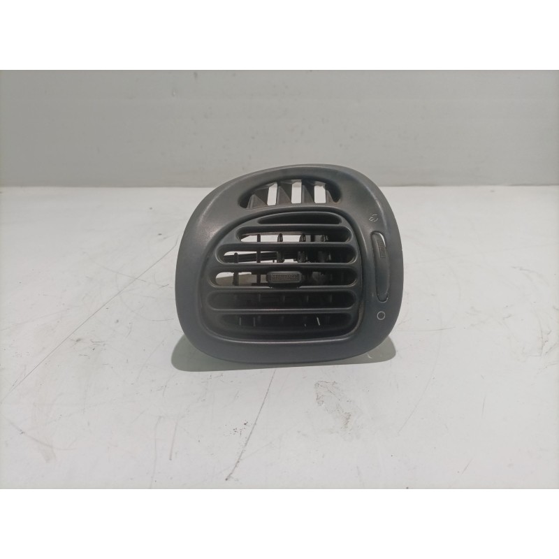 Recambio de rejilla aireadora para citroen xsara picasso 2.0 hdi referencia OEM IAM 9631280177  