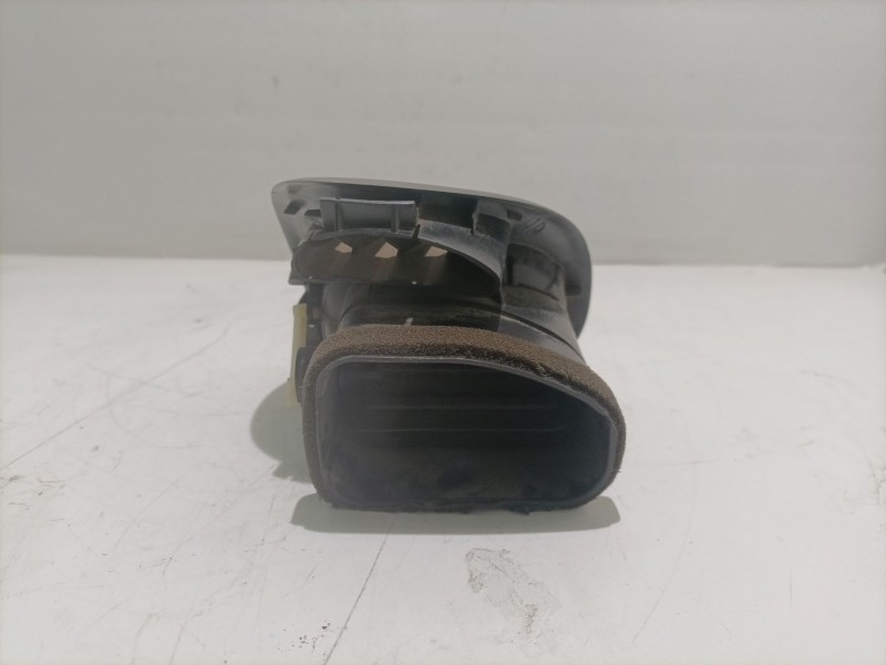 Recambio de rejilla aireadora para citroen xsara picasso 2.0 hdi referencia OEM IAM 9631280177  