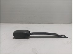 Recambio de anclaje cinturon delantero derecho para toyota aygo (kgb/wnb) referencia OEM IAM 732300H010B1   2