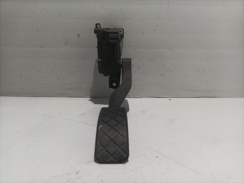 Recambio de potenciometro pedal para volkswagen golf iv (1j1) 1.9 tdi referencia OEM IAM 1J1721503H  