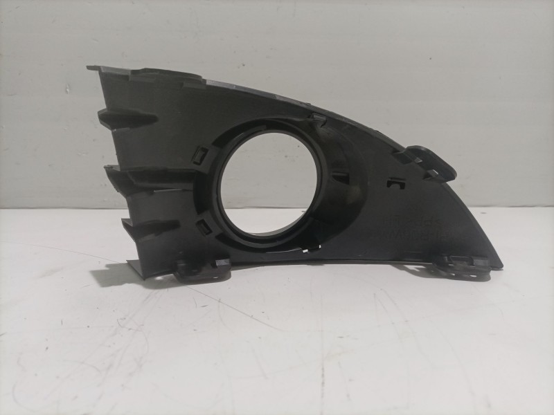 Recambio de rejilla paragolpes izquierdo para renault scenic ii grand confort dynamique referencia OEM IAM   