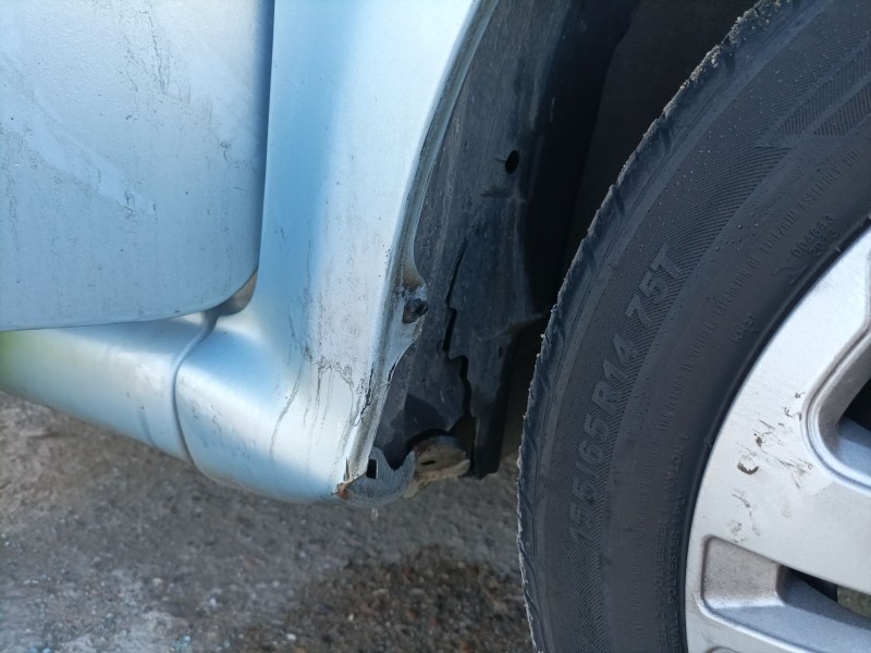 Recambio de aleta delantera derecha para toyota aygo (kgb/wnb) referencia OEM IAM 538110H010  