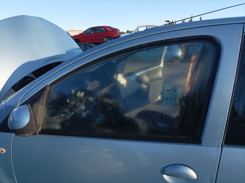 Recambio de luna delantera izquierda para toyota aygo (kgb/wnb) referencia OEM IAM 681120H010  