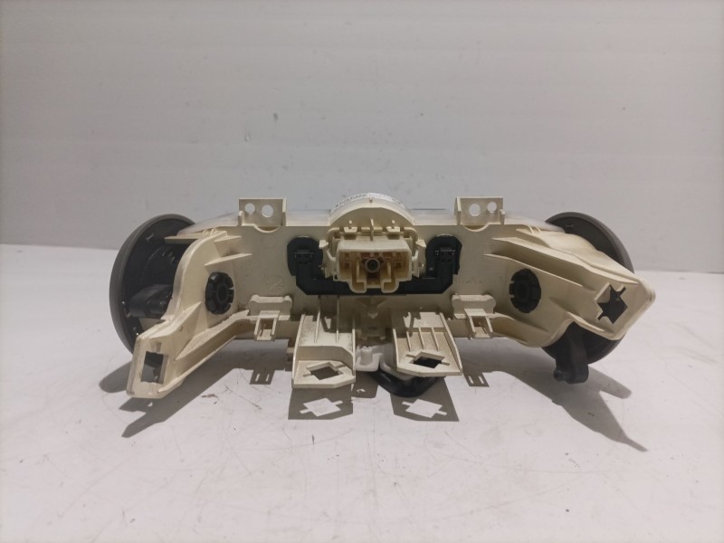 Recambio de mando calefaccion / aire acondicionado para toyota aygo (kgb/wnb) referencia OEM IAM 559000H020 P69610001A7371S 