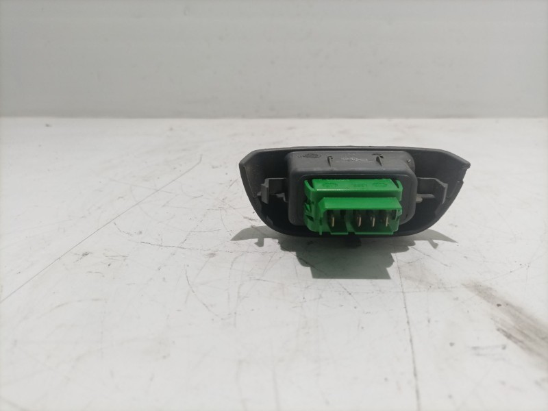 Recambio de mando elevalunas delantero derecho para toyota aygo (kgb/wnb) referencia OEM IAM 848100H010  