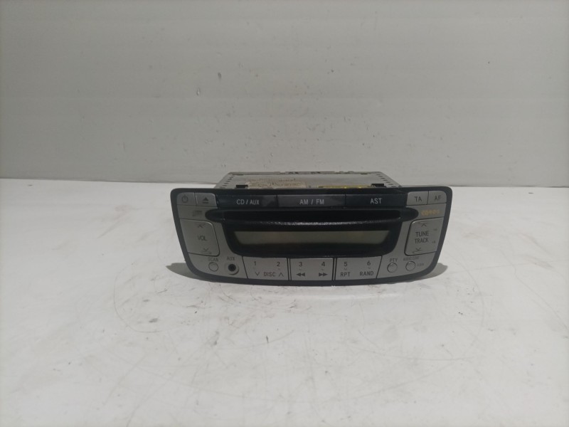 Recambio de sistema audio / radio cd para toyota aygo (kgb/wnb) referencia OEM IAM 861200H010  