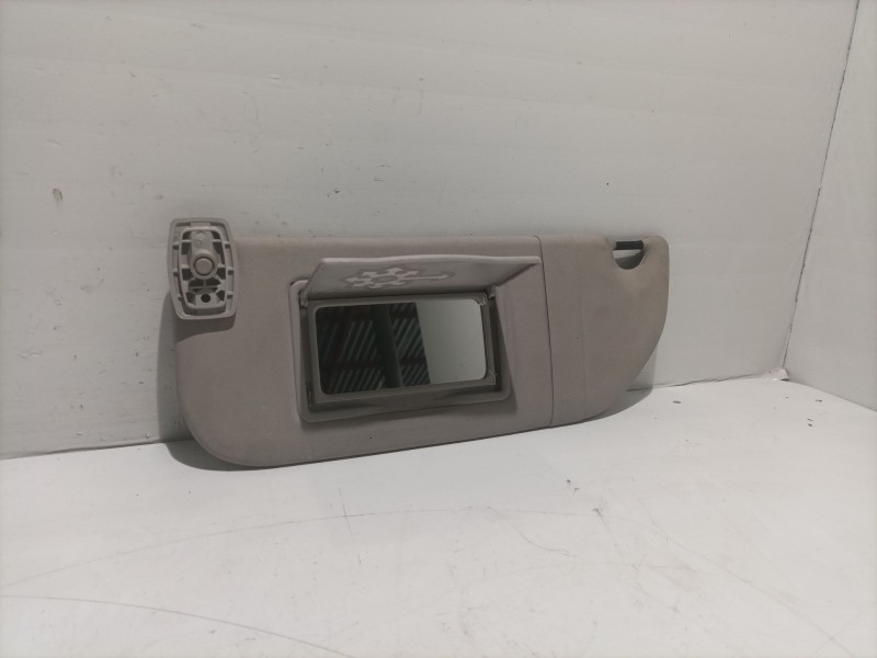 Recambio de parasol izquierdo para toyota aygo (kgb/wnb) referencia OEM IAM   