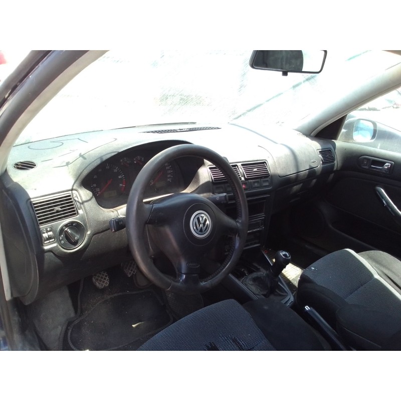 volkswagen golf iv berlina (1j1) del año 2000