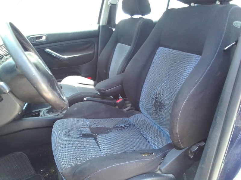 volkswagen golf iv berlina (1j1) del año 2000