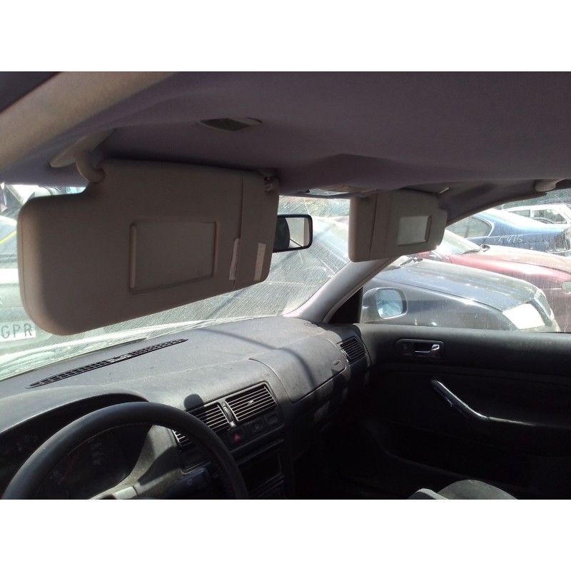 volkswagen golf iv berlina (1j1) del año 2000