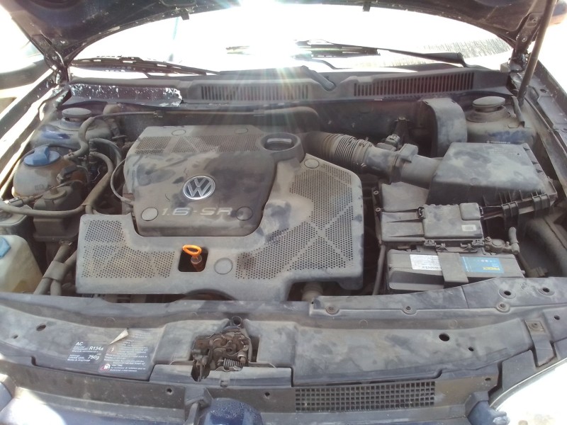 volkswagen golf iv berlina (1j1) del año 2000