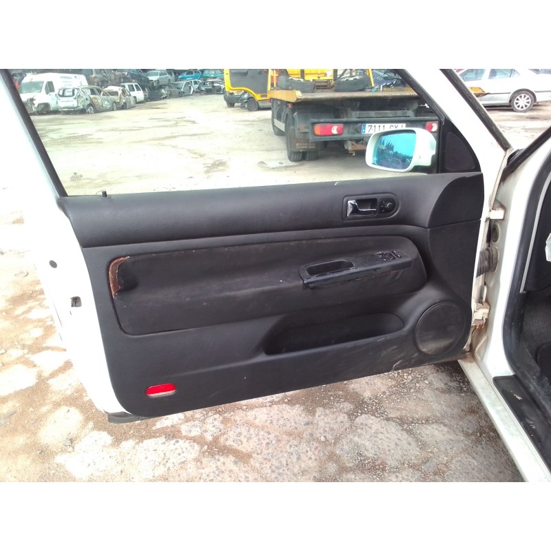 volkswagen golf iv berlina (1j1) del año 2003