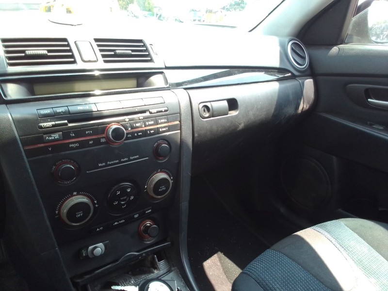 mazda 3 berlina (bk) del año 2003