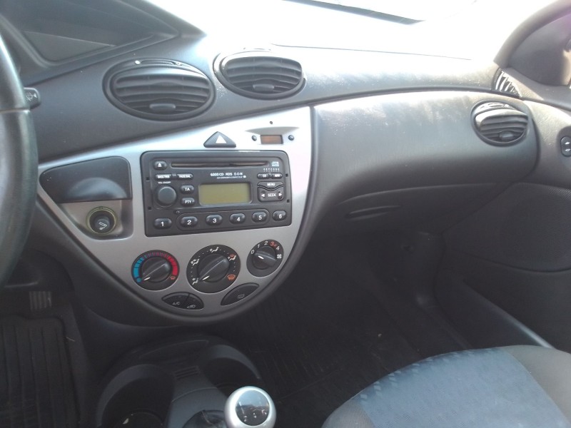 ford focus i (daw, dbw) del año 2001