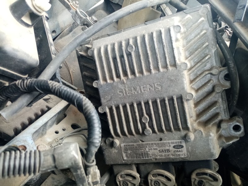 Recambio de centralita motor uce para mazda 2 berlina (dy) referencia OEM IAM 5WS40140E  