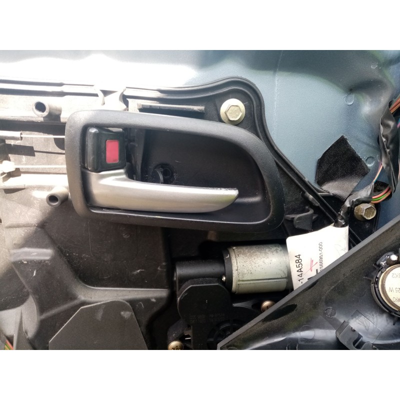 Recambio de maneta interior delantera izquierda para mazda 2 berlina (dy) referencia OEM IAM 0  