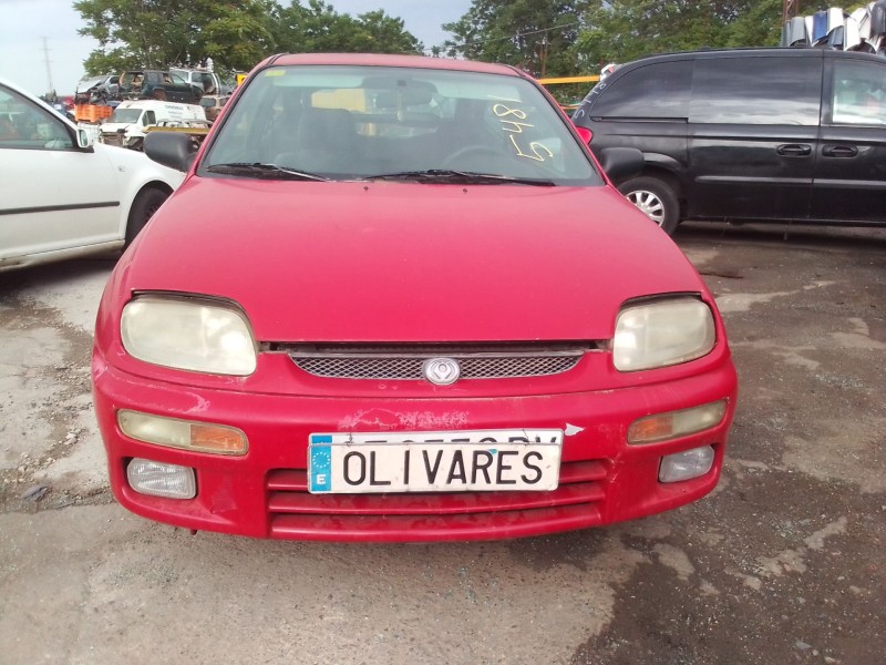 mazda 323 coupe del año 1996