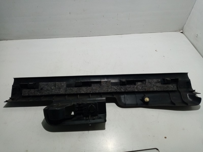 Recambio de moldura para honda accord berlina (cl/cn) referencia OEM IAM 84253SEAG01ZA  