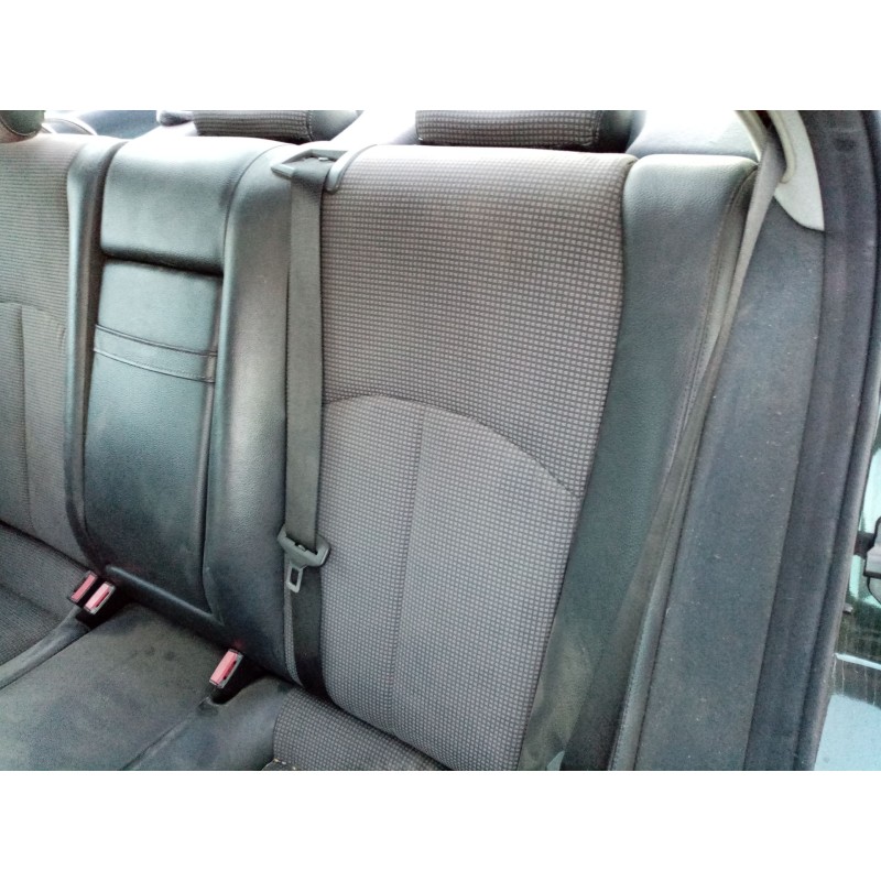 Recambio de cinturon seguridad trasero central para mercedes-benz clase e (w211) berlina 2.7 cdi cat referencia OEM IAM   