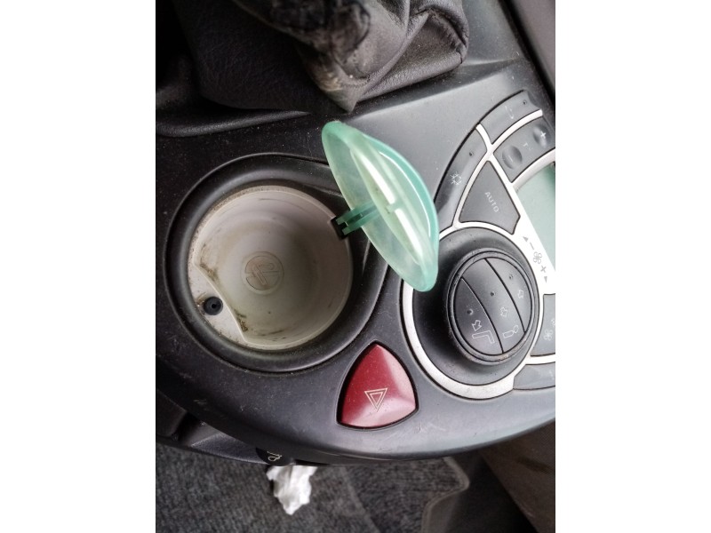 Recambio de cenicero para peugeot 807 2.2 hdi fap cat (4hw) referencia OEM IAM   