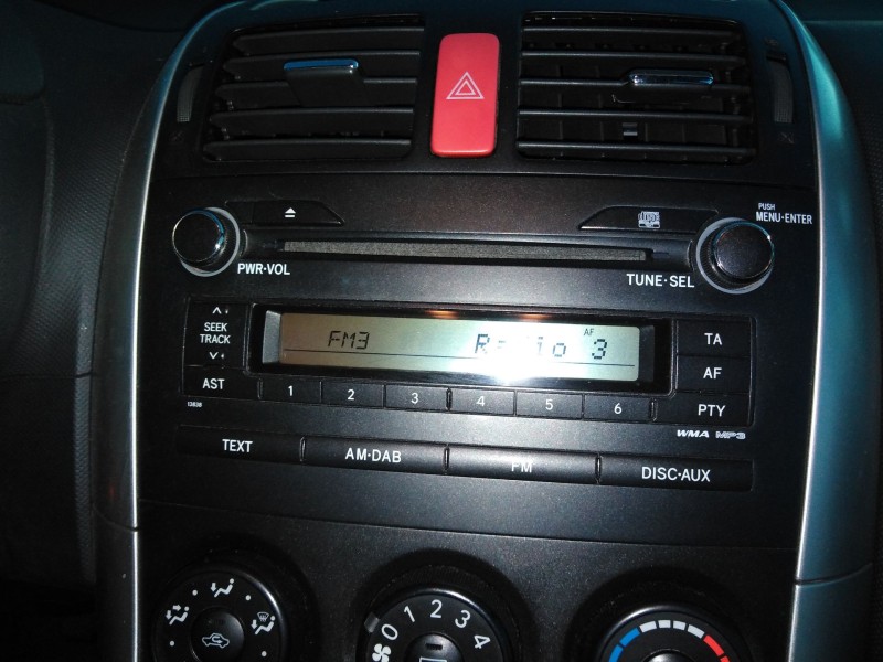 Recambio de sistema audio / radio cd para toyota auris referencia OEM IAM 86120-02A50 123000-3100 