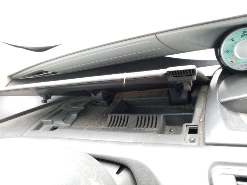 Recambio de guantera para peugeot 807 2.2 hdi fap cat (4hw) referencia OEM IAM 8214YF  