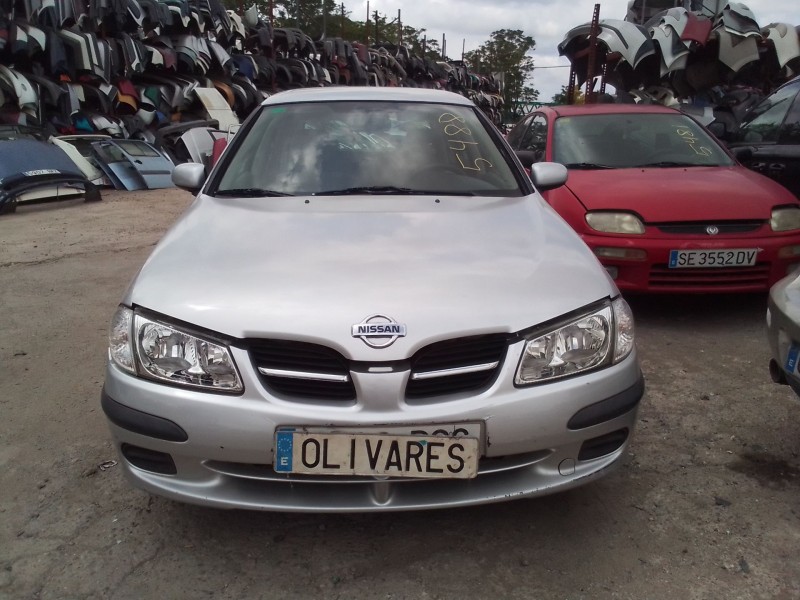 nissan almera ii (n16) del año 2000