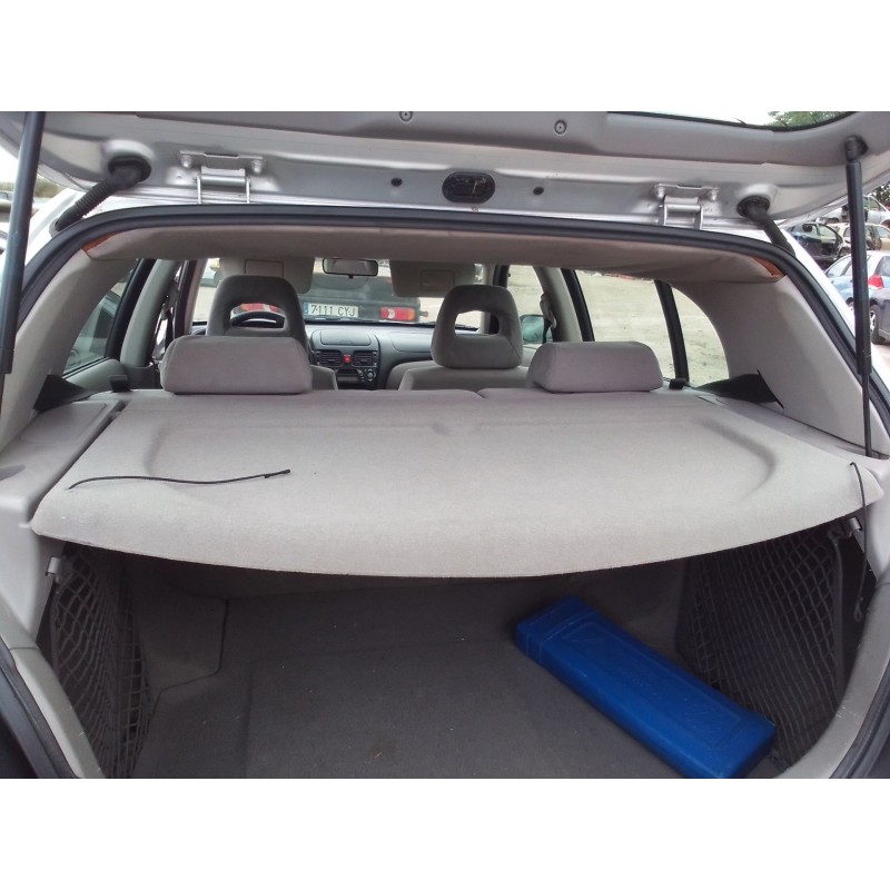 nissan almera ii (n16) del año 2000