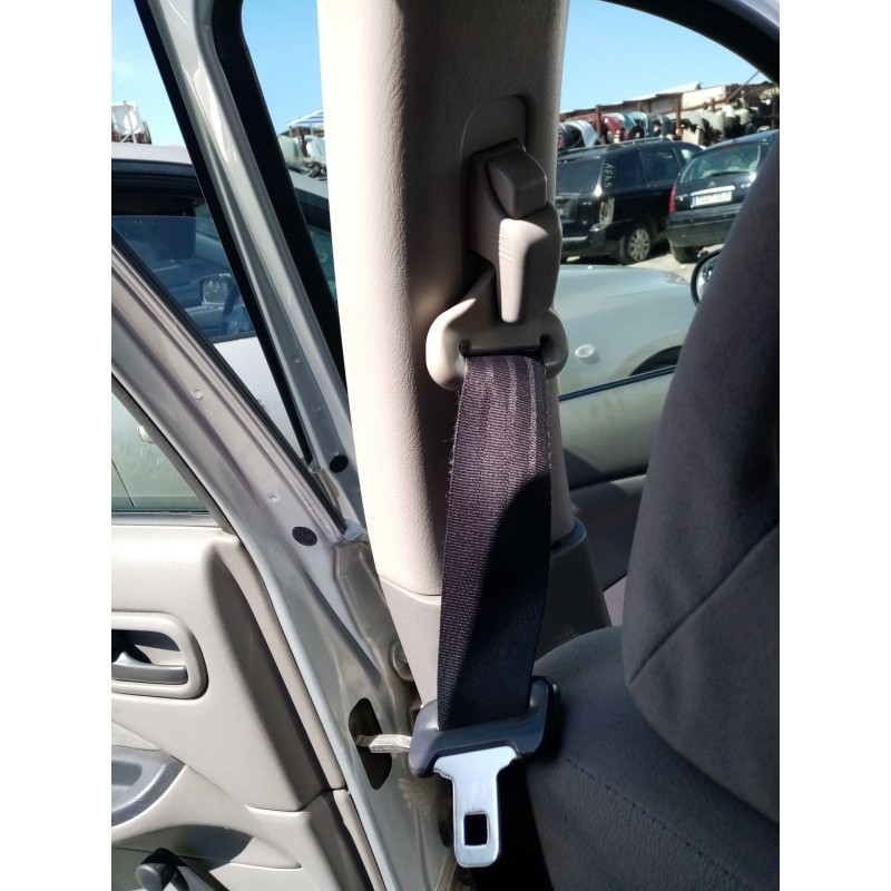 Recambio de cinturon seguridad delantero izquierdo para nissan almera ii (n16) 2.2 di referencia OEM IAM   