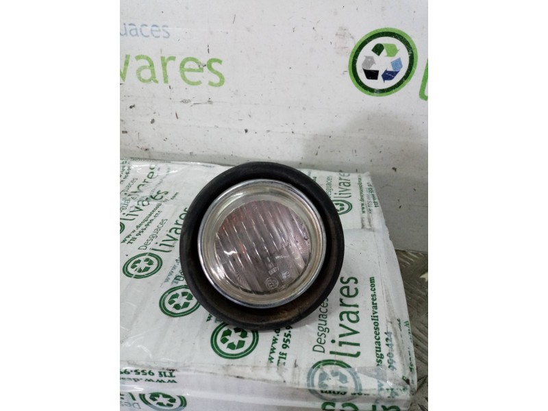 Recambio de faro antiniebla derecho para  referencia OEM IAM 18799008  