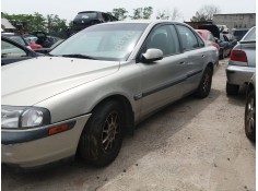 volvo s80 berlina del año 2001