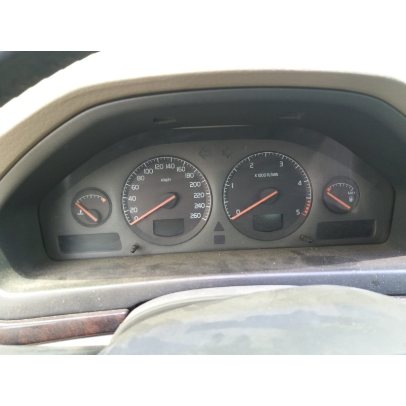 volvo s80 berlina del año 2001