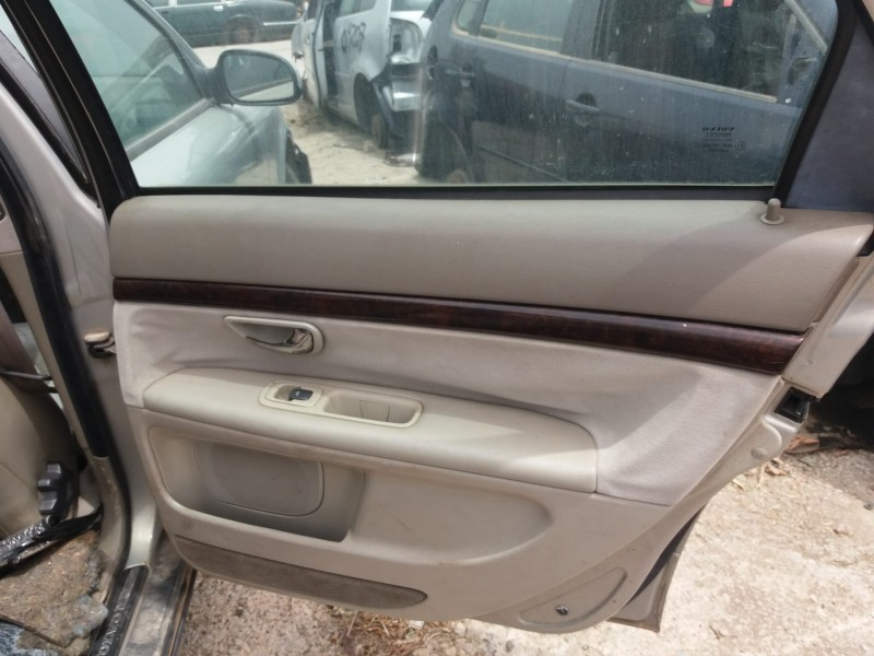 volvo s80 berlina del año 2001