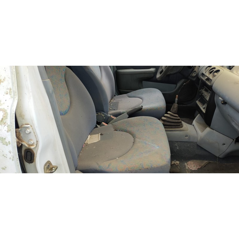 nissan micra (k11) del año 1998