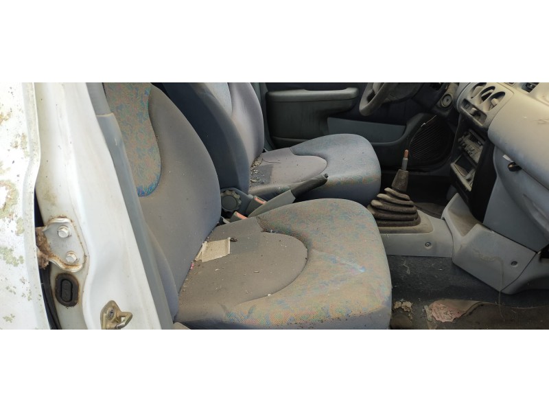 nissan micra (k11) del año 1998