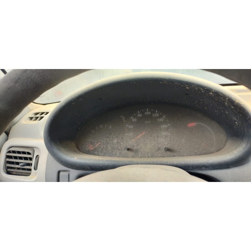 nissan micra (k11) del año 1998