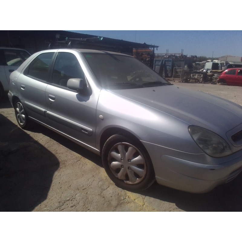 citroën xsara berlina del año 2001