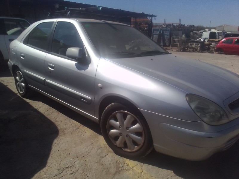 citroën xsara berlina del año 2001