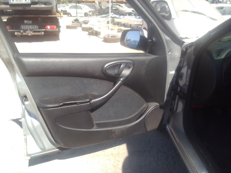 citroën xsara berlina del año 2001