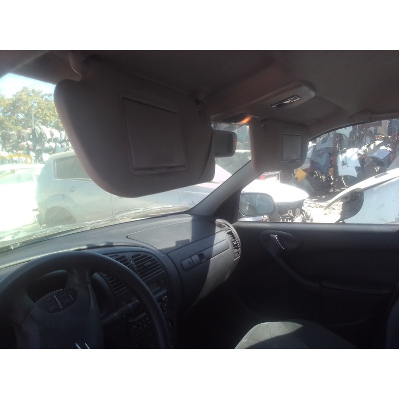 citroën xsara berlina del año 2001