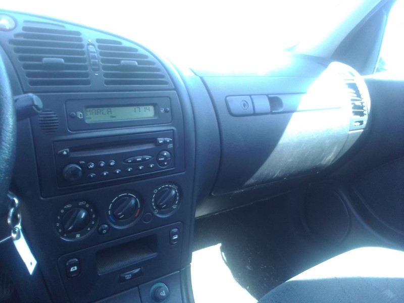 citroën xsara berlina del año 2001